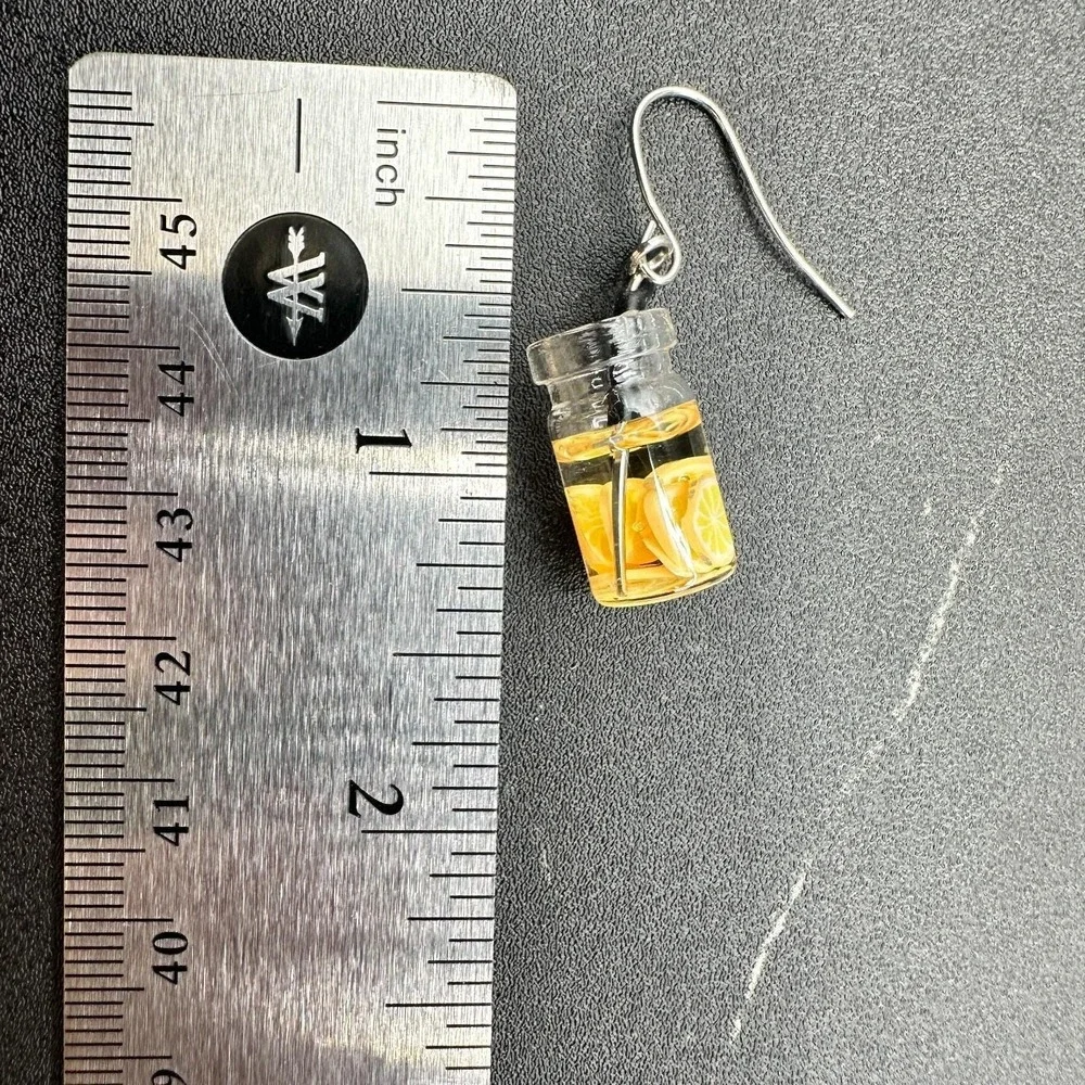 The Unbranded Brand silver tone